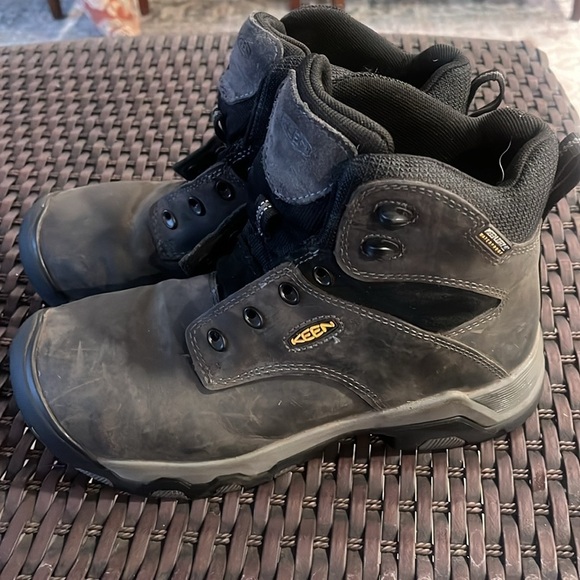 Keen Utility Composite Toe Boots size 8M main image 12